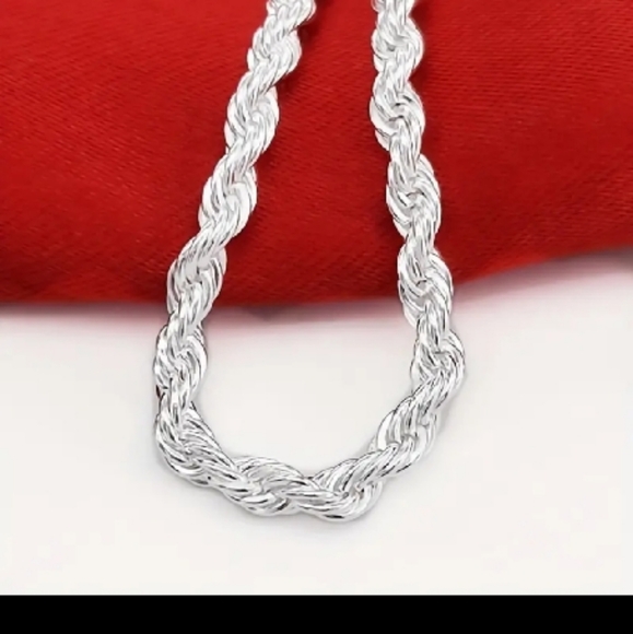 Elegant Silver Rope Chain Bracelet - Picture 4 of 5